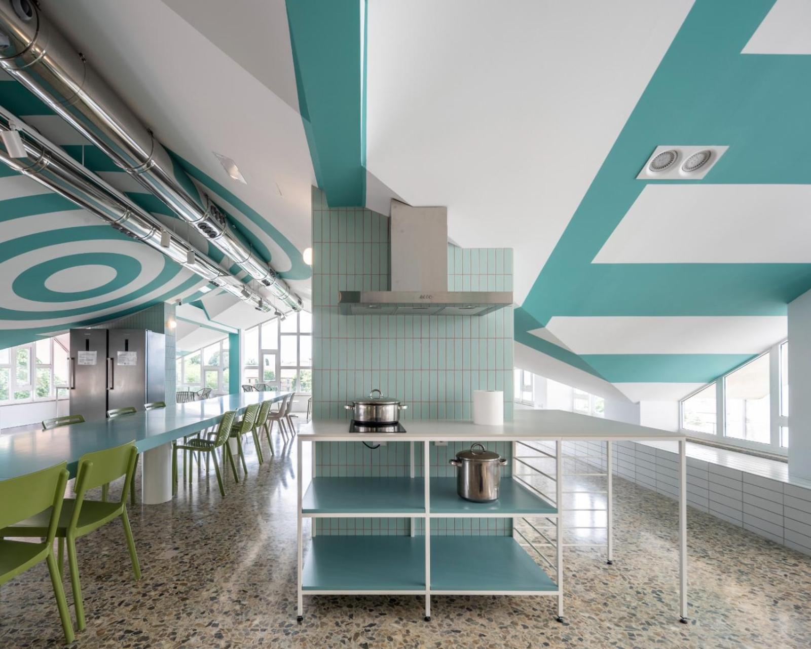 Loop Inn Hostel 圣地亚哥－德孔波斯特拉 外观 照片