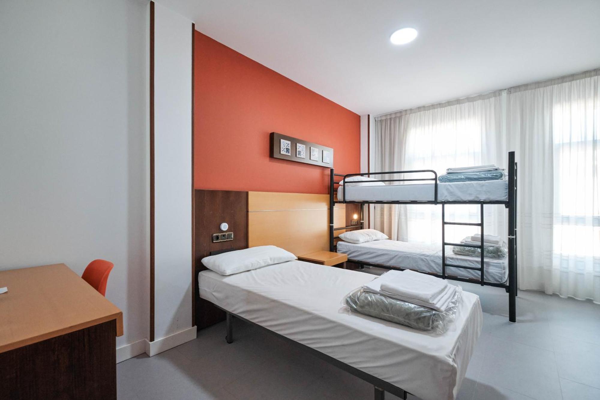 Loop Inn Hostel 圣地亚哥－德孔波斯特拉 外观 照片