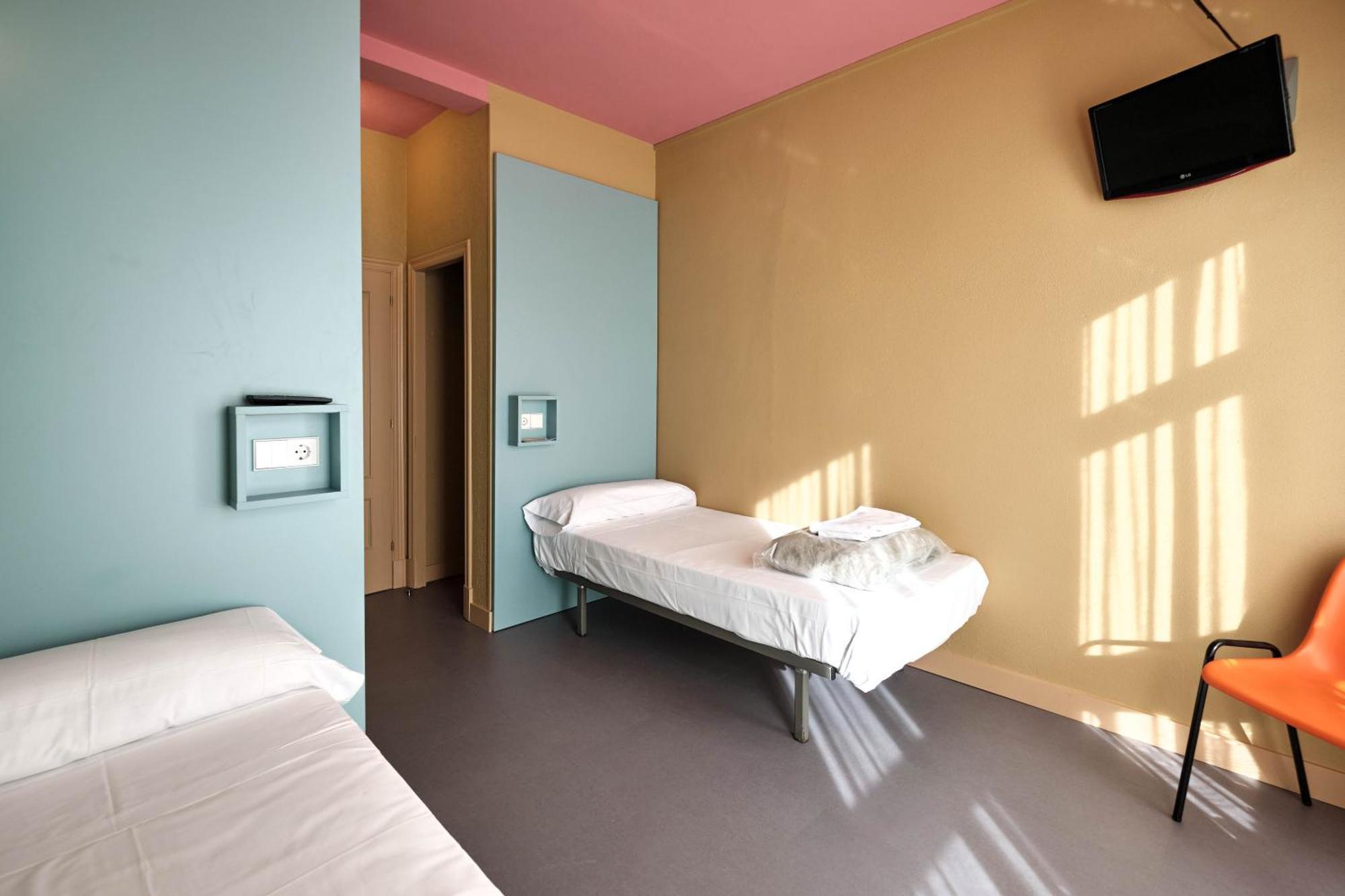 Loop Inn Hostel 圣地亚哥－德孔波斯特拉 外观 照片