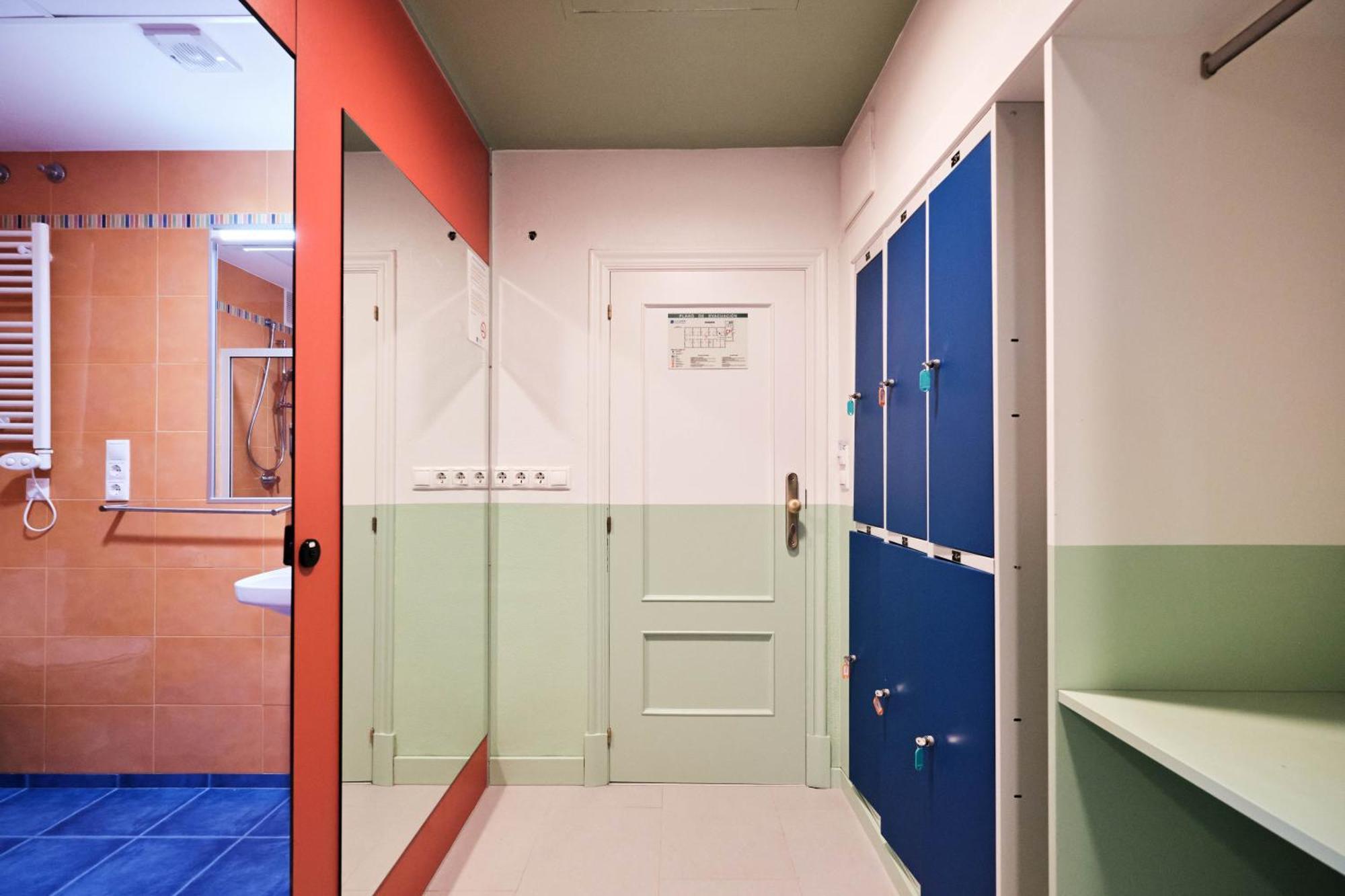 Loop Inn Hostel 圣地亚哥－德孔波斯特拉 外观 照片